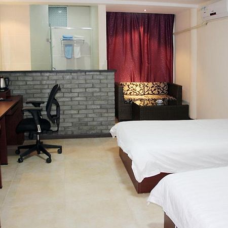 Starway Porcelain Hotel Jingdezhen Room photo